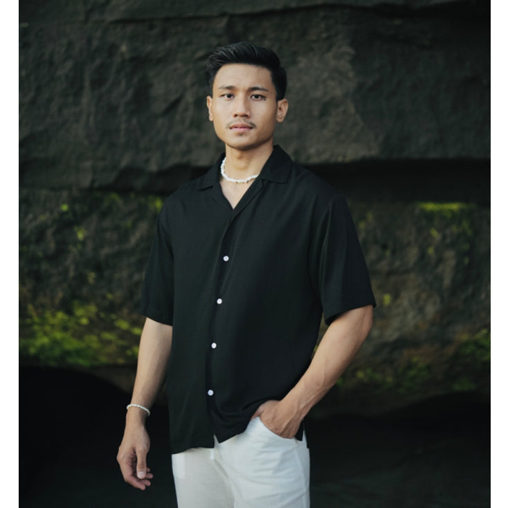BEACHWELL Kemeja Pria Rayon Twill Polos COD - Kemeja Bowling Lengan Pendek Warna Putih, Cream, Hitam
