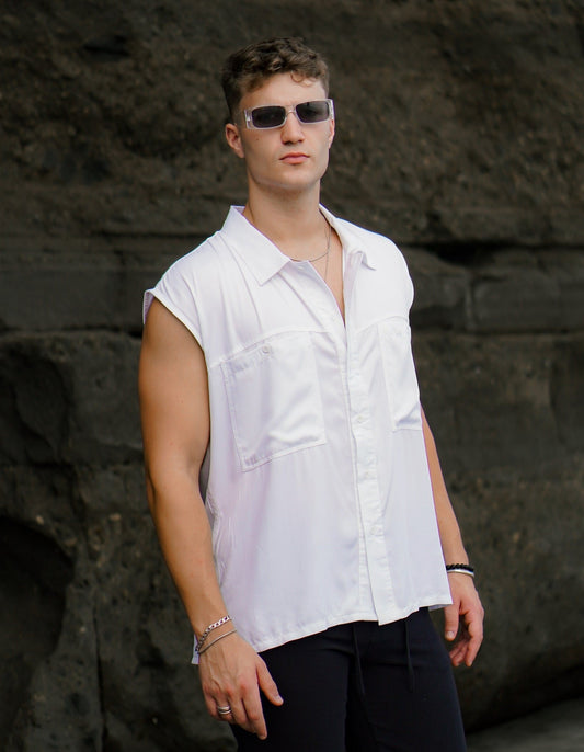 Kemeja Tanpa Lengan Jhony - Putih