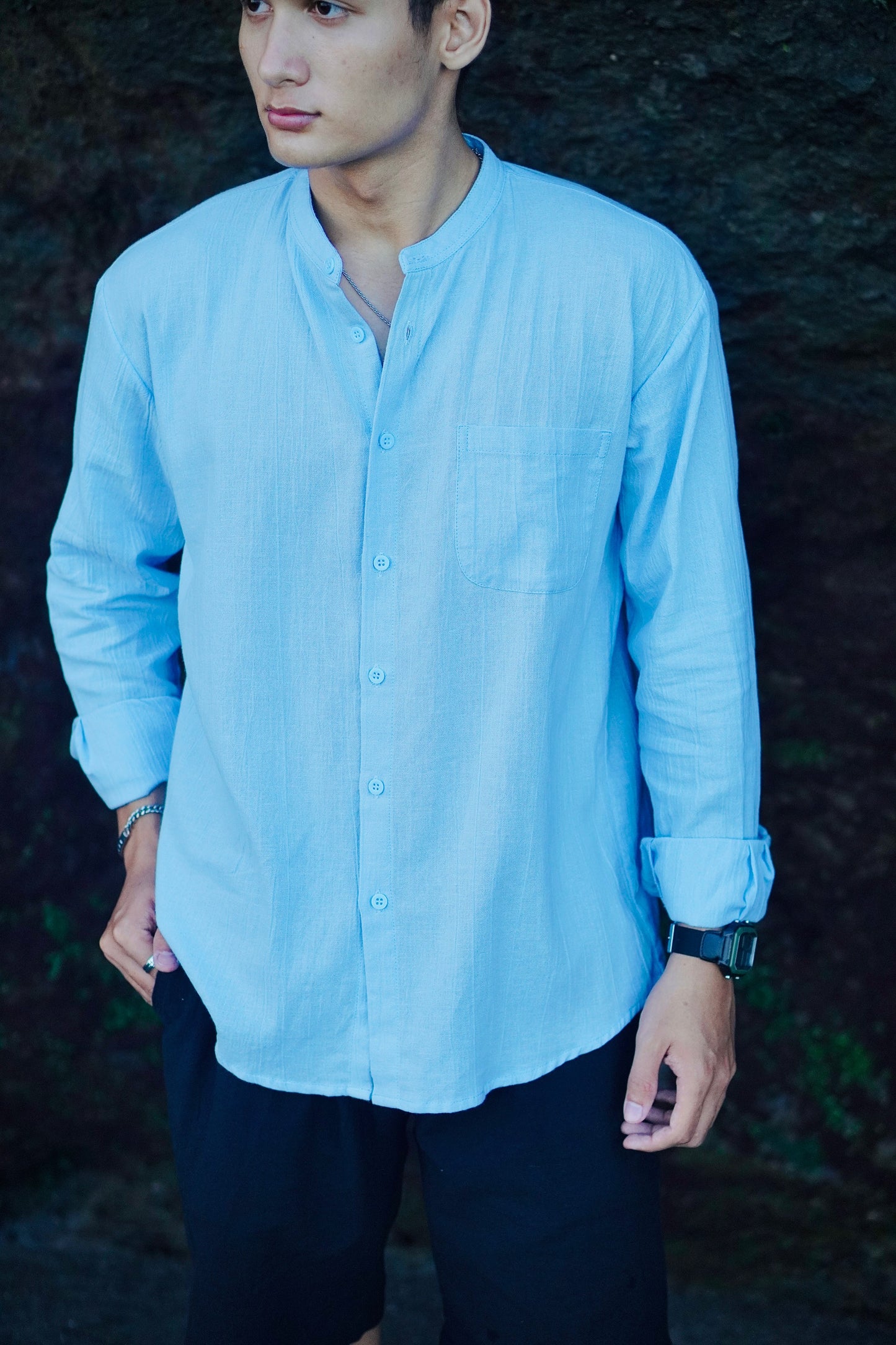 Kemeja Lengan Panjang Crinkle Linen Fidji - Putih Rusak