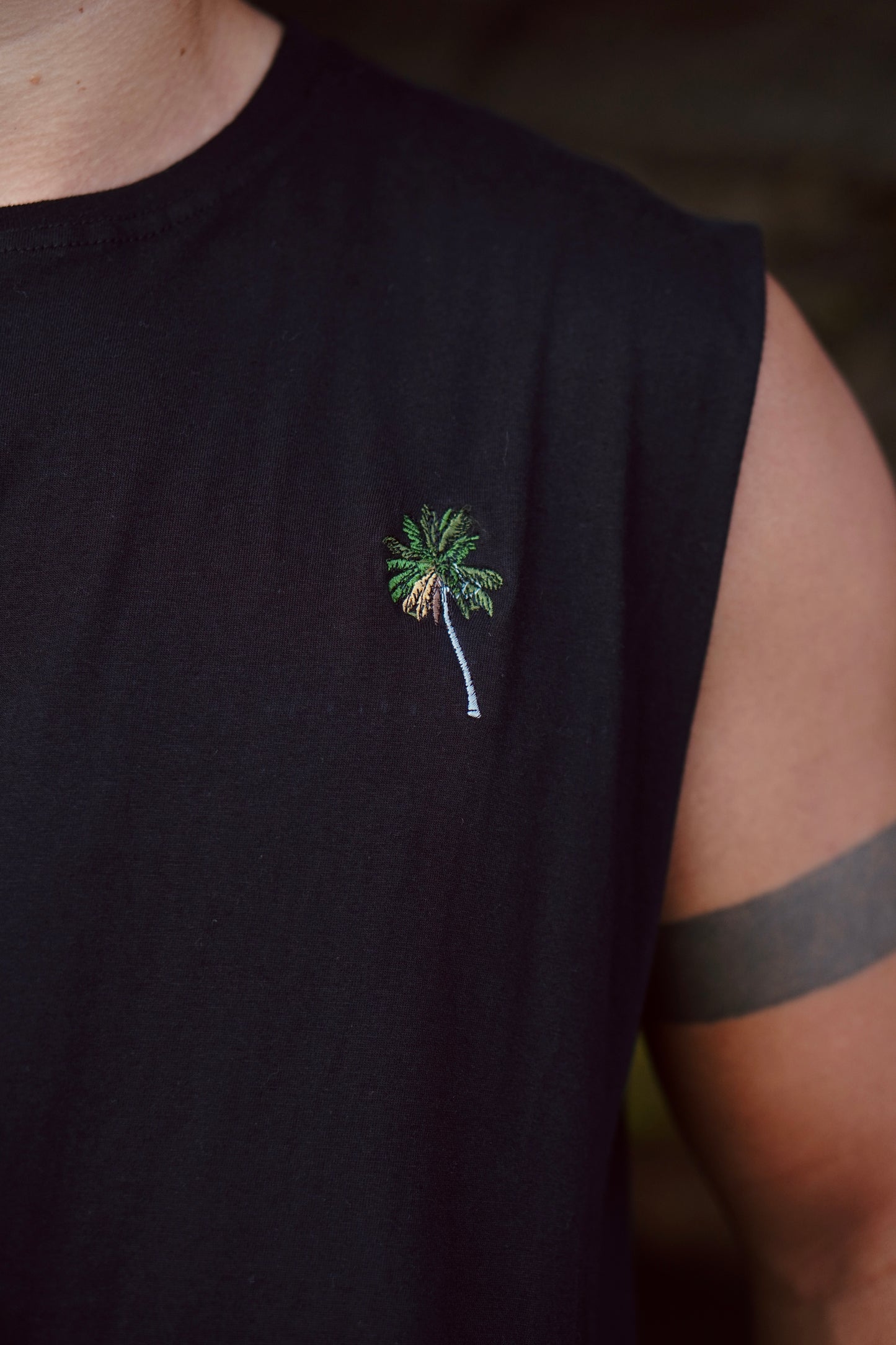 Tanktop Coconut Embroidery - White and Black