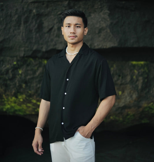 Kemeja Jacob Rayon Twill - Hitam