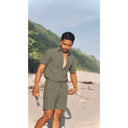 BEACHWELL SATU SET CELANA PENDEK & BAJU KEMEJA - CANGGU SERIES