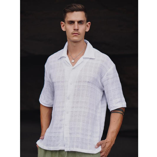 BEACHWELL Kemeja Pria Putih Katun Salur oversized Lengan Pendek - Aomo shirt