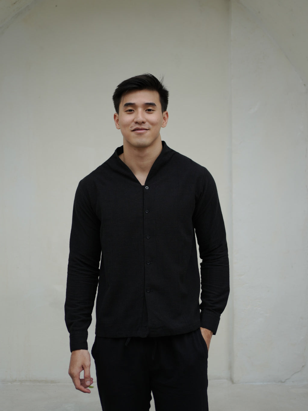 Kemeja Polo Tali Linen Lengan Panjang - Putih Rusak