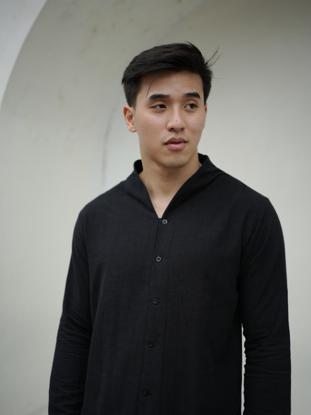 Kemeja Polo Tali Linen Lengan Panjang - Putih Rusak