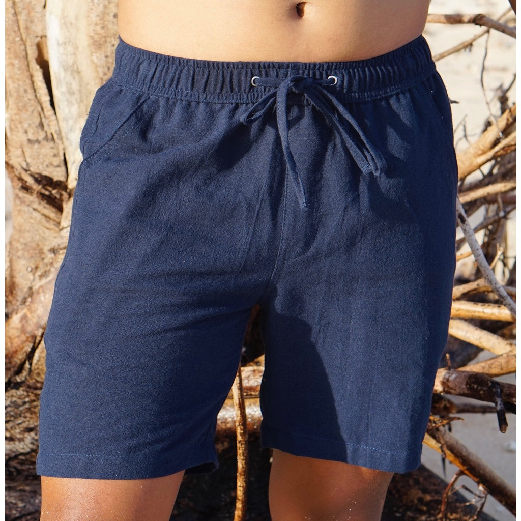 BEACHWELL Celana Pendek Pria Linen Katun - Canggu Series - warna Biru Navy